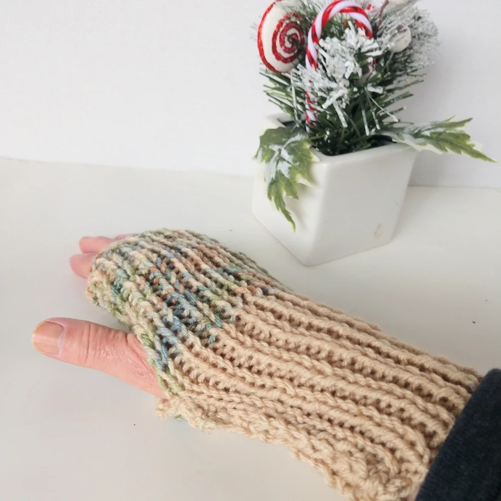 Gloves Fingerless Hand Crafted Tan Blue Green Knit Boho Winter Essential